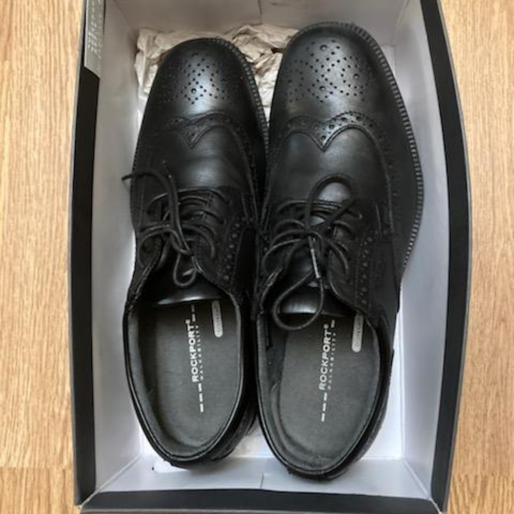 Black Leather Rockport Size 8 Oxford shoes